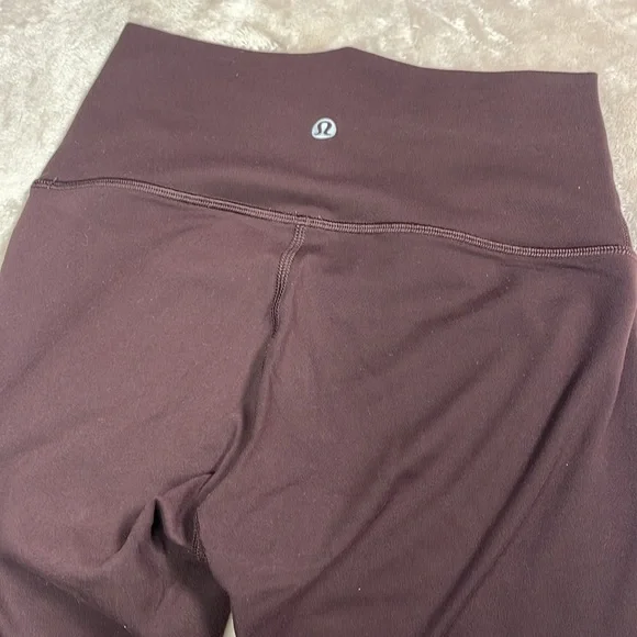 Lululemon Wunder Under full length - Picture 2 of 5